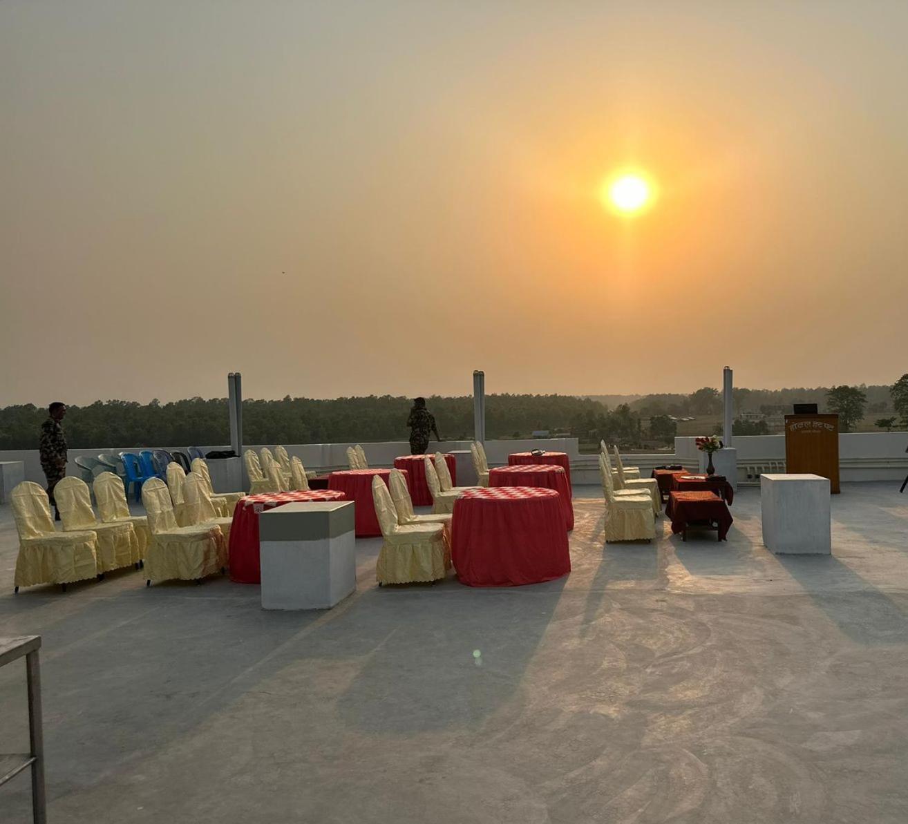 Hotel Hot Pot, Dhangadhi Exterior foto